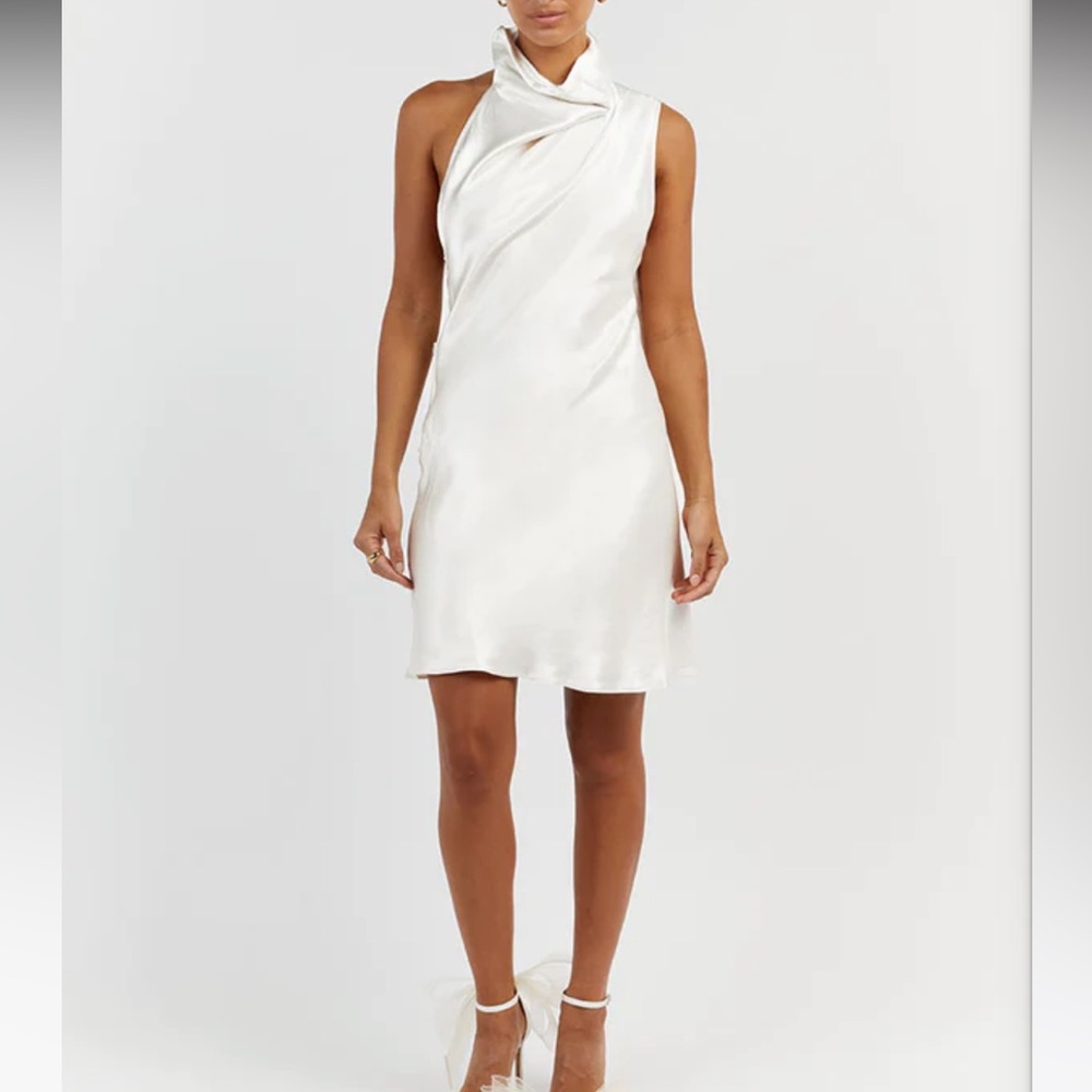 DISHH, AISLE WHITE SATIN BACKLESS MINI DRESS